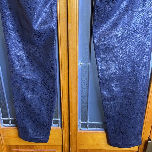 Zara Snakeskin Print Stretch w/ Gold Zipper Pants - Picture 9 of 13